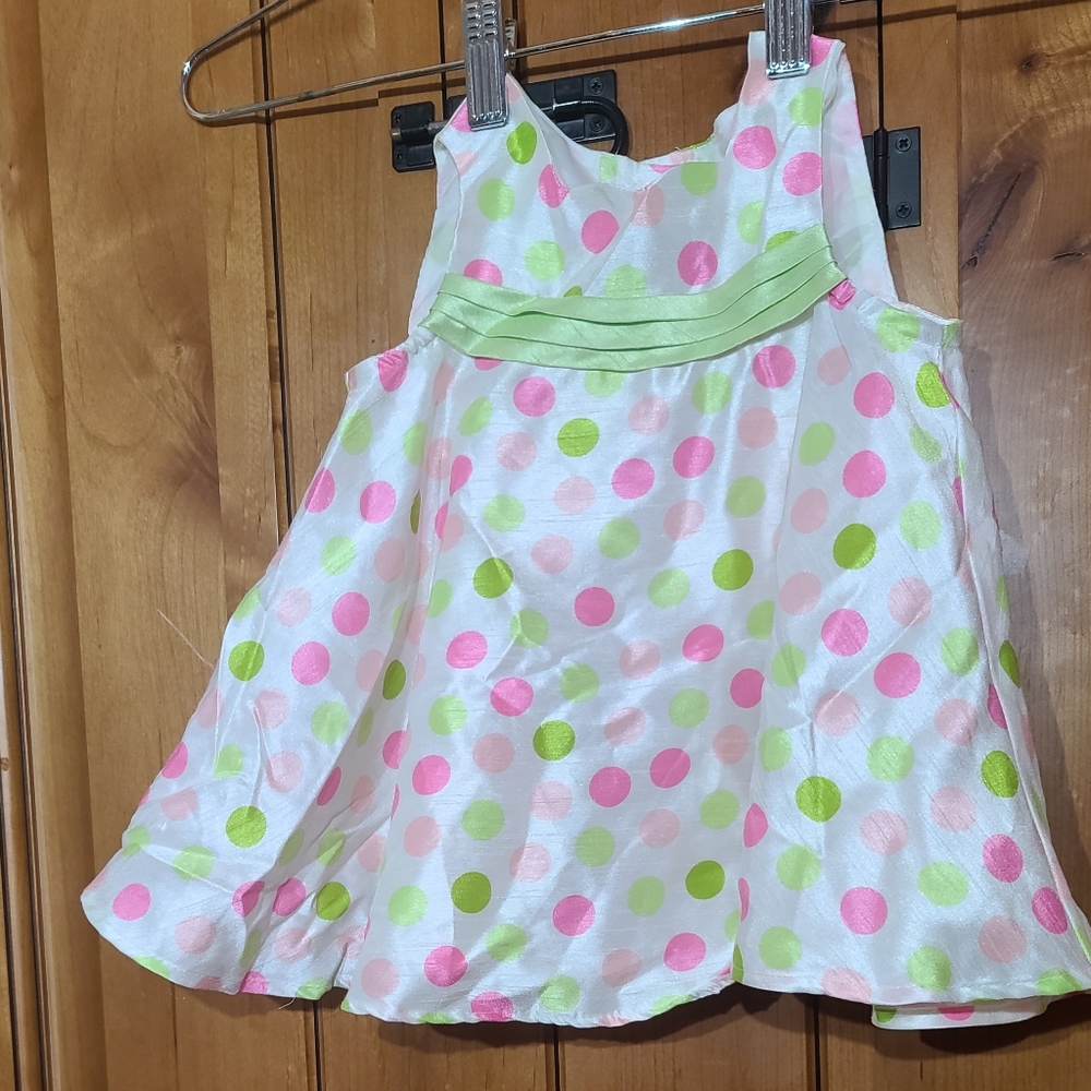 Bonnie baby 6-9 month dress so cute 2 button back